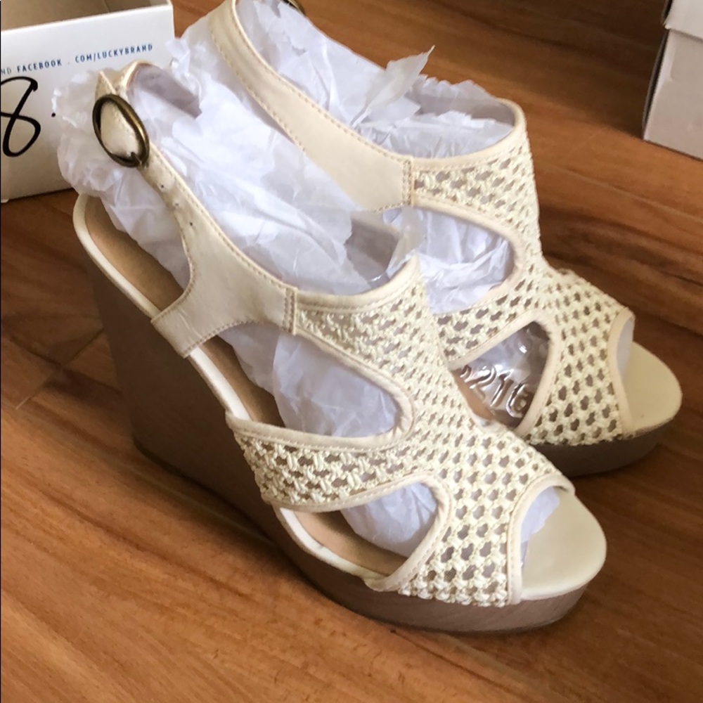 Lucky Brand Size 8 Wedges New in Box